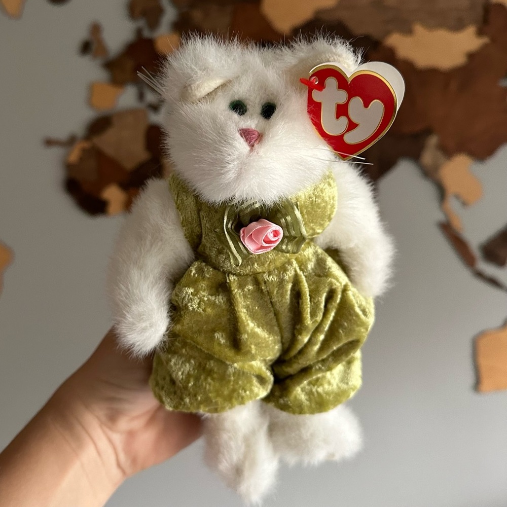 TY The Attic Treasures Vintage 1993 “Katrina” Fuzzy Posable Cat Plush with Tags